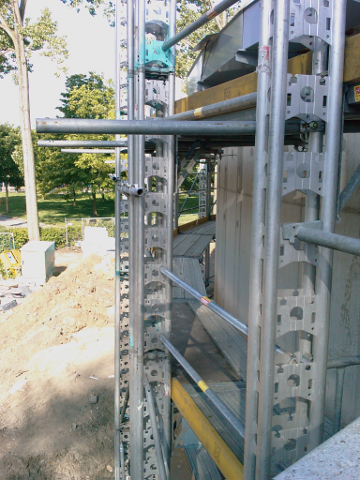 Spezialgerüst im Gelsenkirchener Zoo